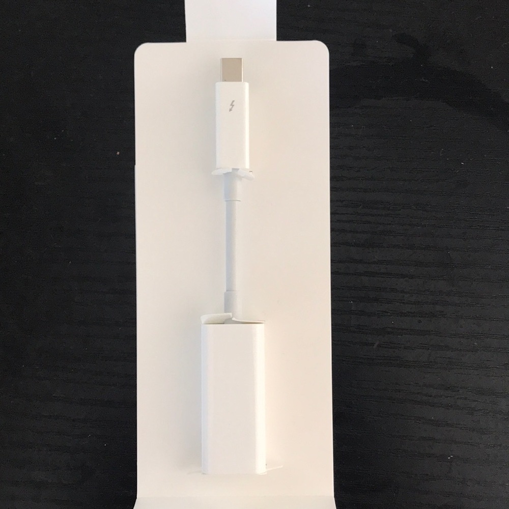 Thunderbolt ti gigabit Ethernet adaptor